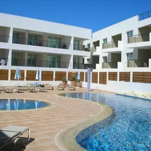https://chromata-lagoon.protaras-cy-hotels.com
