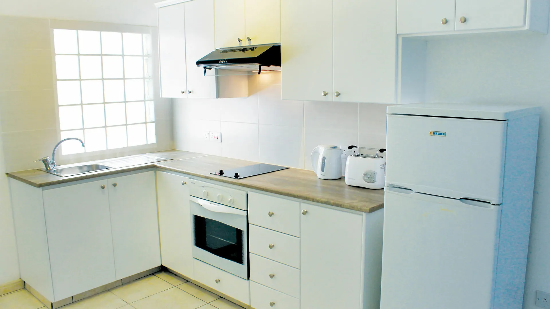 Stephanie City Apartments Larnaca